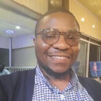 L'ISC-Bukavu à l'honneur. Enseignant à l'ISC-Bukavu, le Dr NARCISSE MIDESO lauréat du Prix SEGHERS 2026 de l'ULB.